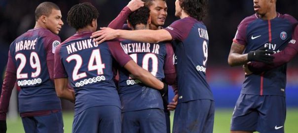 Edison Cavani erzielte 156 Tore, um mit Paris Saint-Germain PSG Team Rekord aufholen